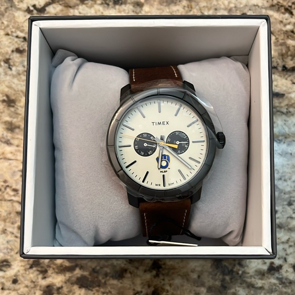 Timex Milwaukee Brewers Watch with Brown Leather Band - Picture 4 of 6